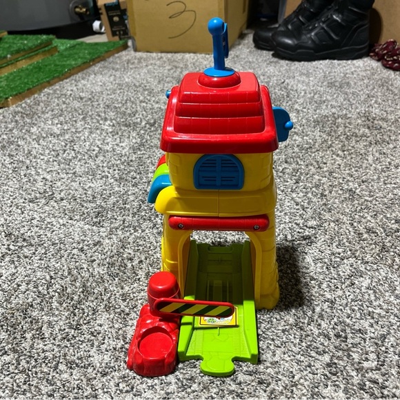 VTech Go Go Smart Wheels Train Station Play set Replacement Depot Talking - Picture 3 of 8